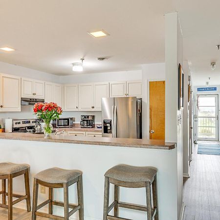 Oak Island Beachfront Condo With Community Pool Dış mekan fotoğraf